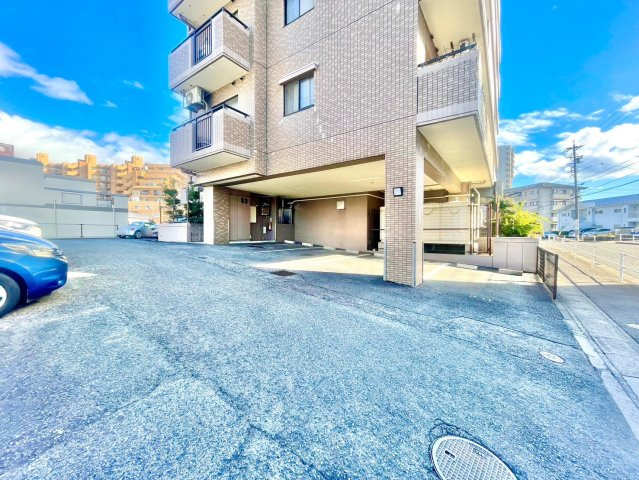 グリーンコーポ藤ヶ丘東の駐車場