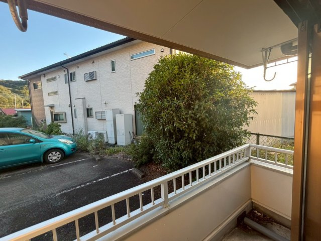 レジデンス秀幸のバルコニー|現状優先となります