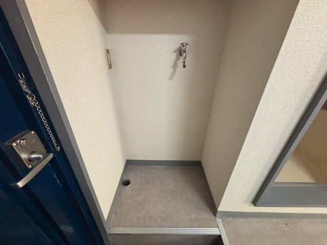 レジデンス秀幸の洗面所