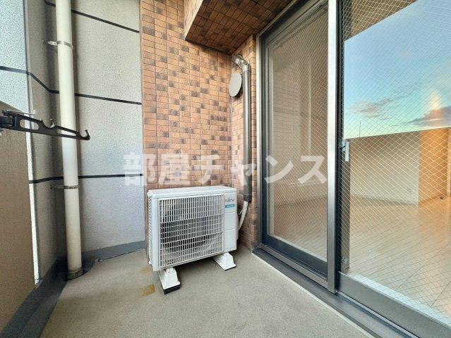 プレサンス丸の内レジデンスのバルコニー