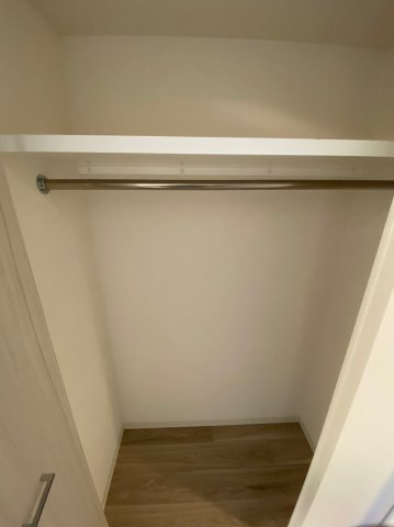 プレサンス上前津リラシス　名古屋市賃貸　仲介手数料無料の収納|玄関