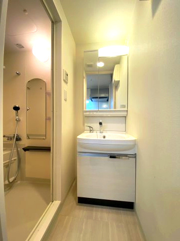 プレサンス上前津リラシス　名古屋市賃貸　仲介手数料無料の洗面所|洗面