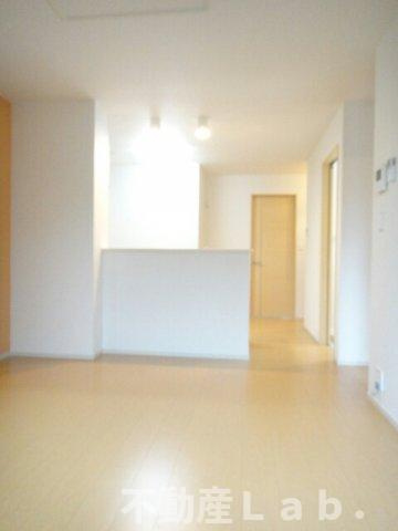 ドルチェヴィータ壱号館の居間・リビング