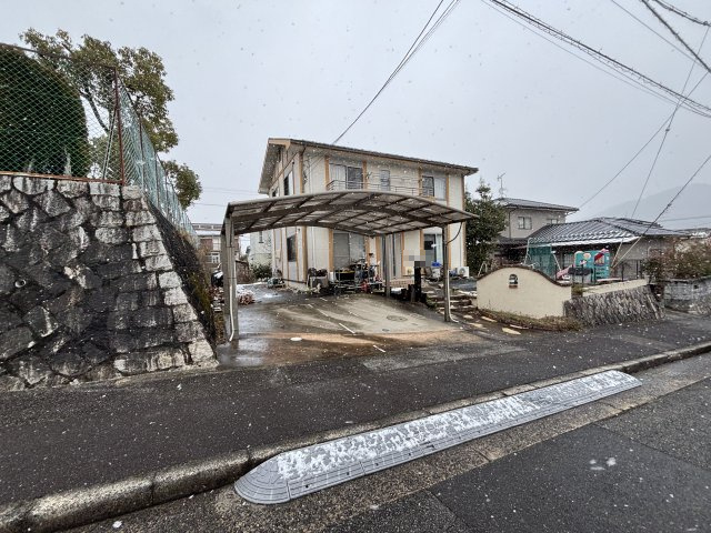 中古戸建　あさひが丘５丁目の前面道路含む現地写真