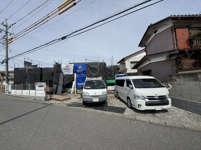 新築　伊勢崎市上植木本町2期　Blooming　Garden　１号棟の駐車場|現地写真　駐車スペースは並列2台分可能です！
