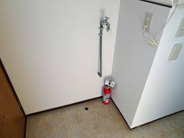 ともえマンションの設備|洗濯機置き場