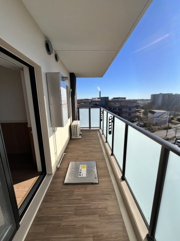 コートデルトゥール昭島のバルコニー