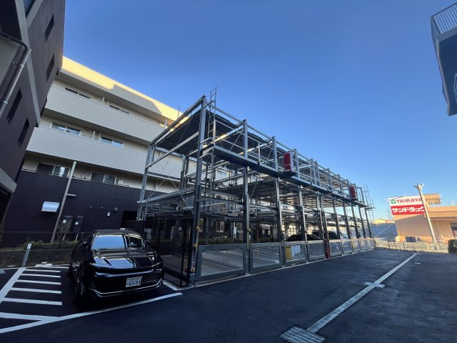 コートデルトゥール昭島の駐車場