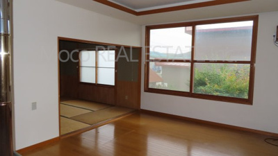 【居間・リビング】 | 北見市留辺蘂町中古住宅