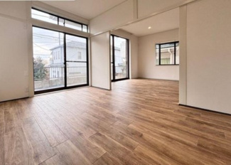 【居間・リビング】 | 桶川市下日出谷　中古戸建