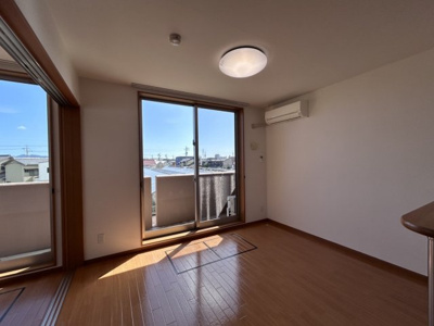 【居間・リビング】 | ルネスグランドールⅡ | （※画像はイメージです、現況優先となります）