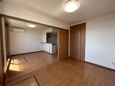 【居間・リビング】 | ルネスグランドールⅡ | （※画像はイメージです、現況優先となります）