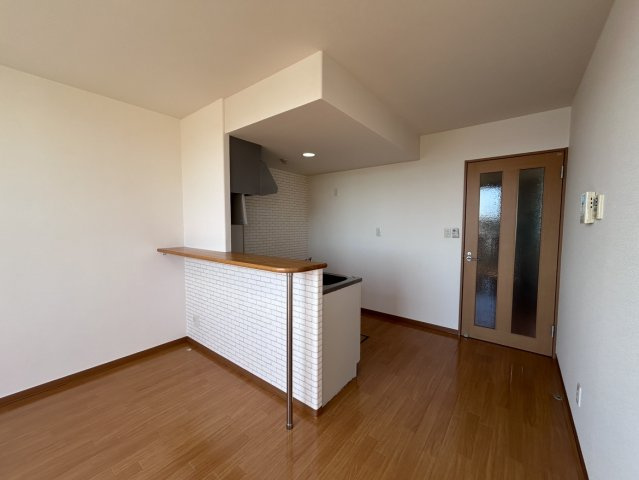 【居間・リビング】 | ルネスグランドールⅡ | （※画像はイメージです、現況優先となります）