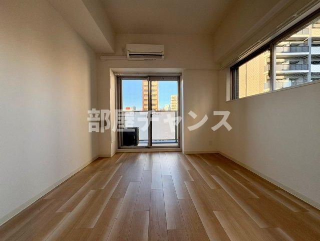 ファステート名古屋ラプソディの居間・リビング