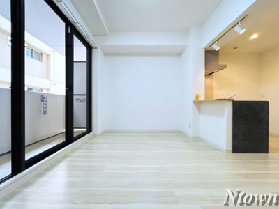 【居間・リビング】 | ポルタニグラ千種 | ゆったり過ごせる居間です
