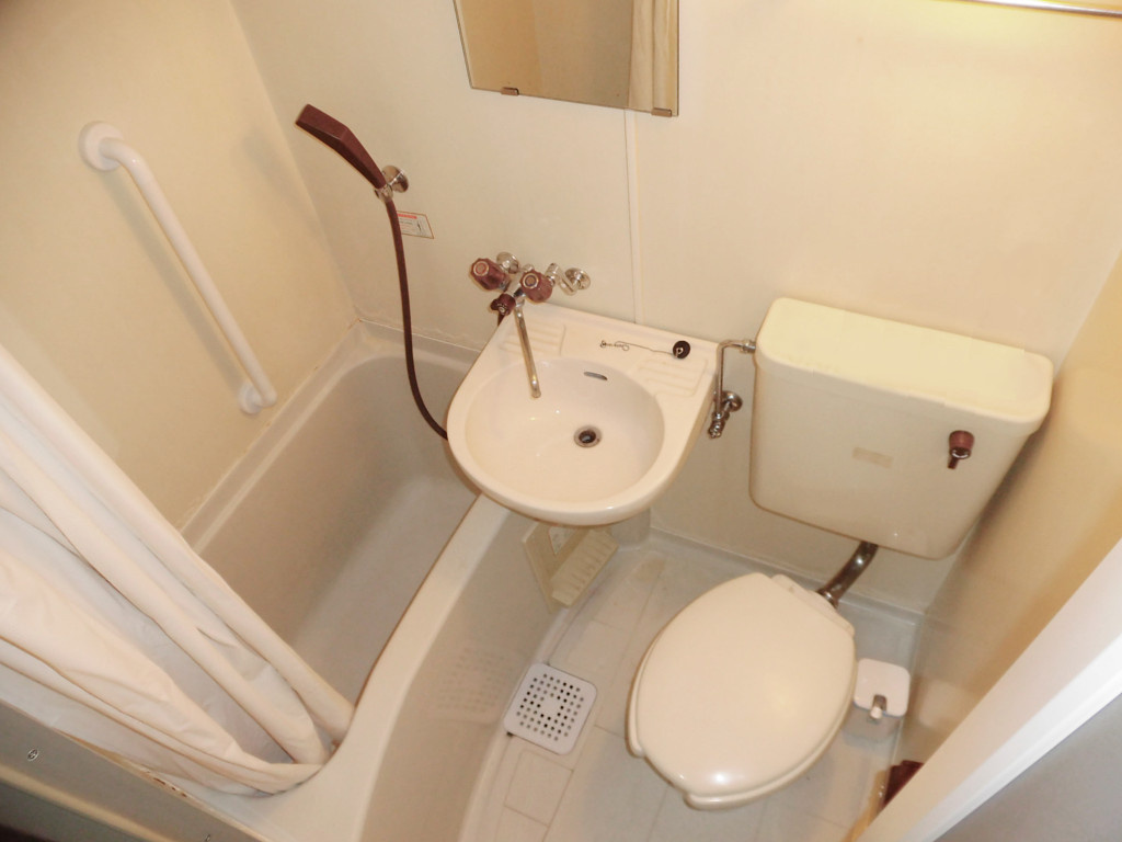 Residennce Rの内装|明るい室内です