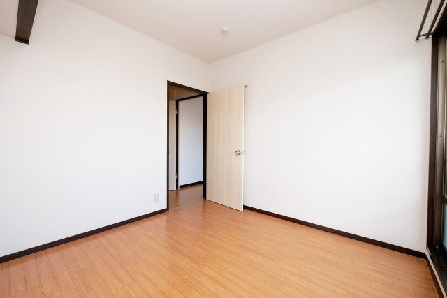 ルビーハイツの洋室|ルビーハイツ202号室