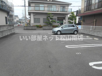 【駐車場】 | リトルピア