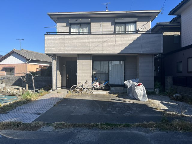 藤枝市高柳２丁目 中古一戸建ての駐車場