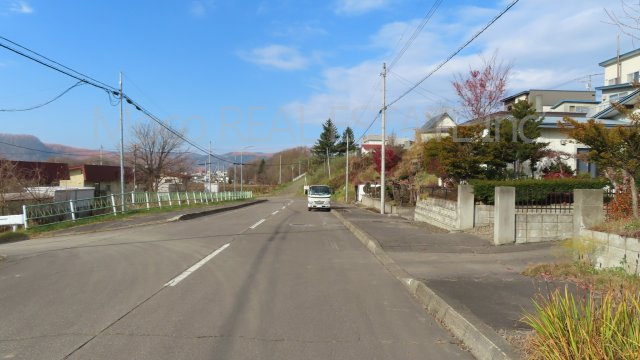 【前面道路含む現地写真】 | 網走郡津別町中古住宅