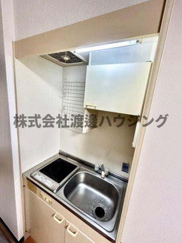 メゾン江坂EASTのキッチン