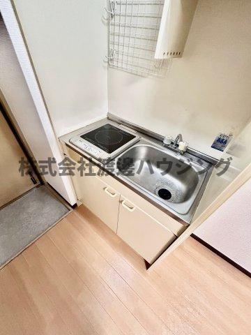 メゾン江坂EASTのキッチン