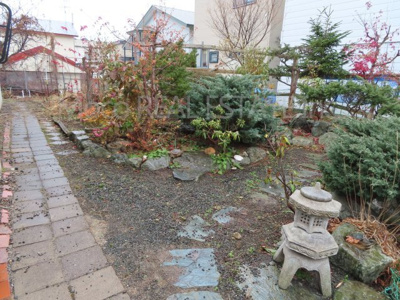 【庭】 | 網走市桂町中古住宅