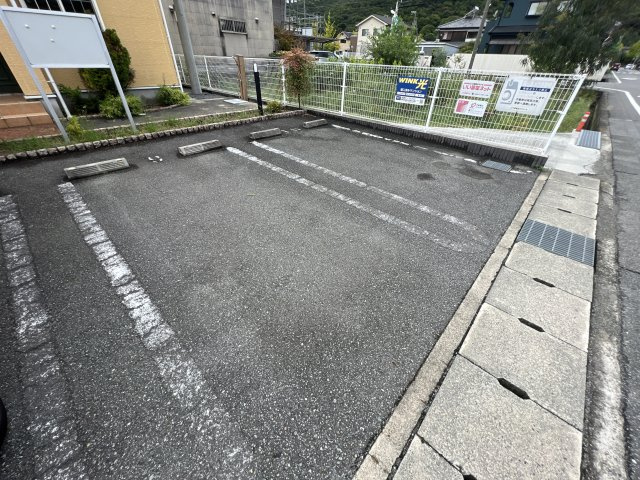 パッソ神田Ⅱの駐車場