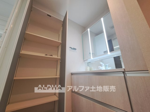 ファミール高幡不動の独立洗面台