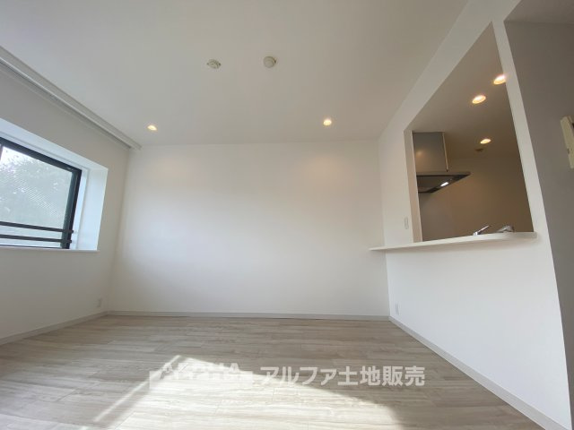 多摩・永山ガーデンハウス マンションの居間・リビング