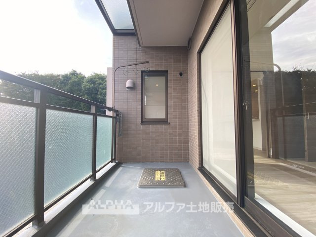 多摩・永山ガーデンハウス マンションのバルコニー