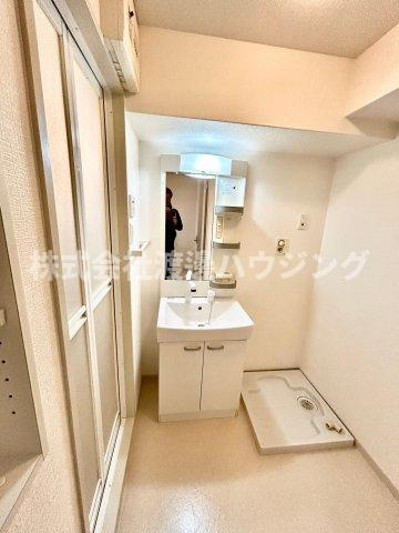 エルソル江坂の洗面所