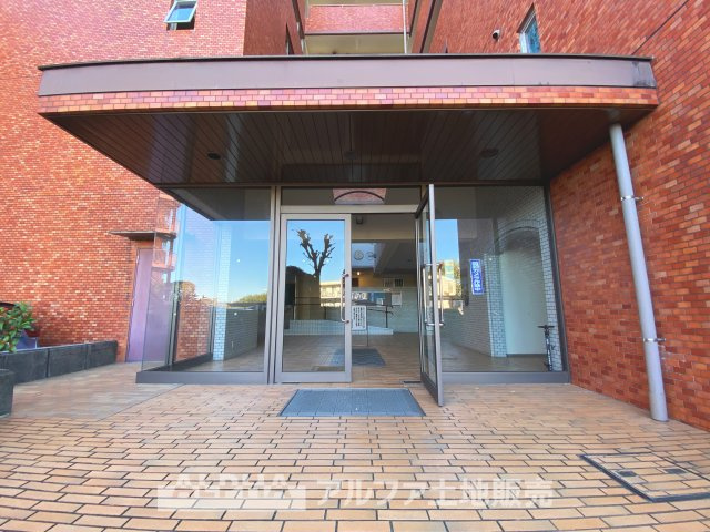 日野台ハイツの外観