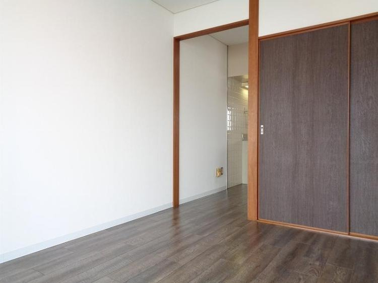 前田ビルの居間・リビング|物件の画像3