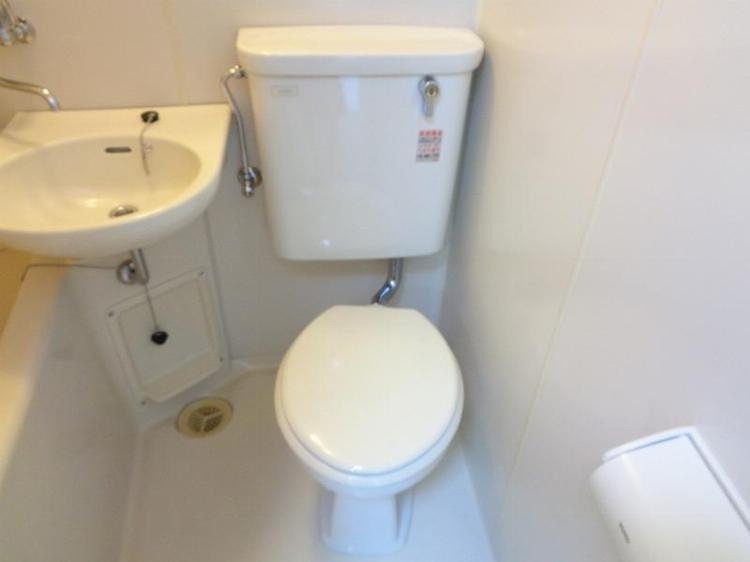 前田ビルのトイレ|物件の画像8