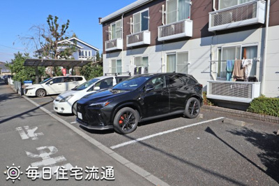 【駐車場】 | ウェアハウス