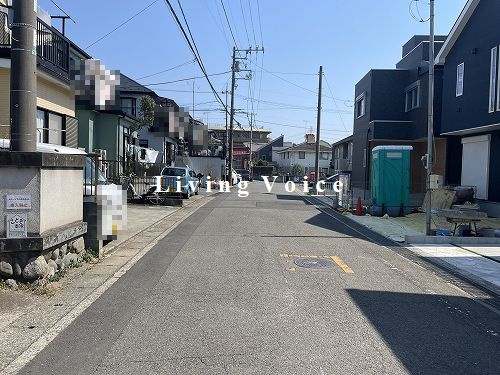 【前面道路含む現地写真】 | 【仲介手数料０円】海老名市杉久保南3丁目　新築一戸建て　29号棟　全2棟 | 【仲介手数料０円】海老名市杉久保南3丁目　新築一戸建て　全2棟