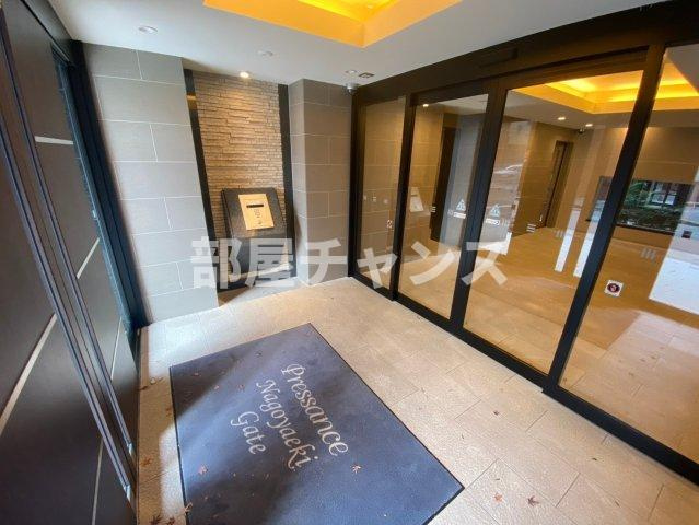 プレサンス名古屋駅ゲートのエントランス