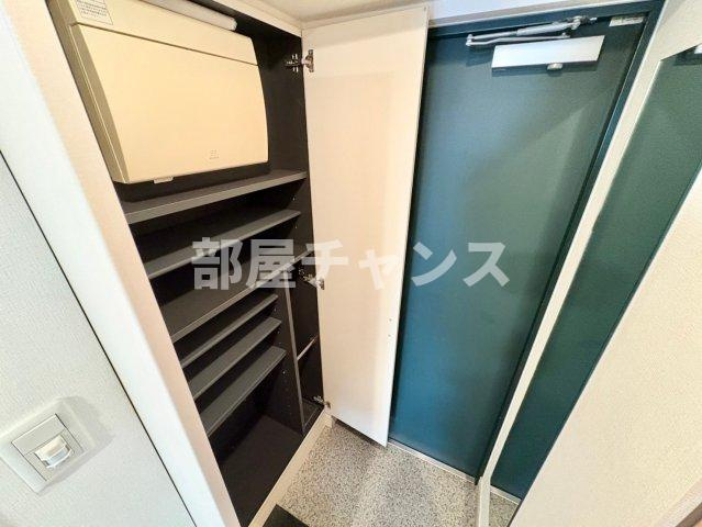 プレサンス名古屋STATIONアライブの収納
