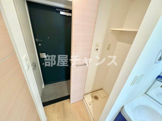 プレサンス名古屋STATIONアライブの玄関