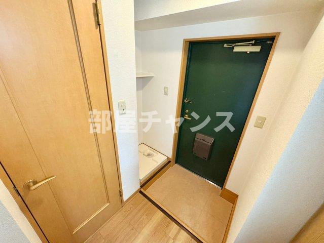 サン・アペックス名駅の玄関