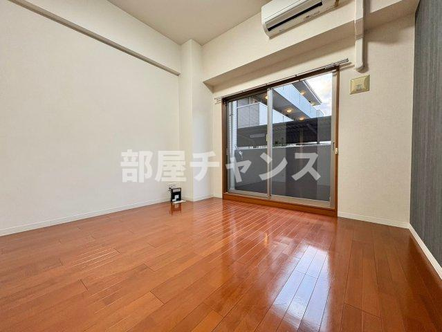 ヴィラマリオンの居間・リビング