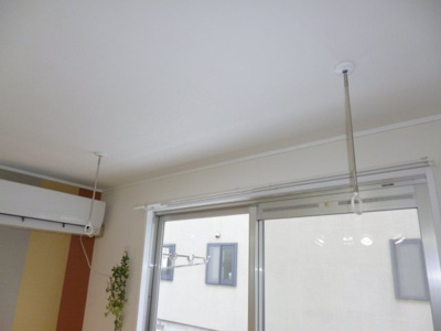 【設備】 | 秋田市横森四丁目　中古アパート | 洋室７帖のお部屋には物干しもついています！