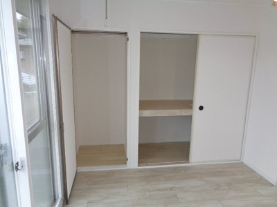 【収納】 | 秋田市横森四丁目　中古アパート | 洋室８帖のお部屋には収納スペースもあります！