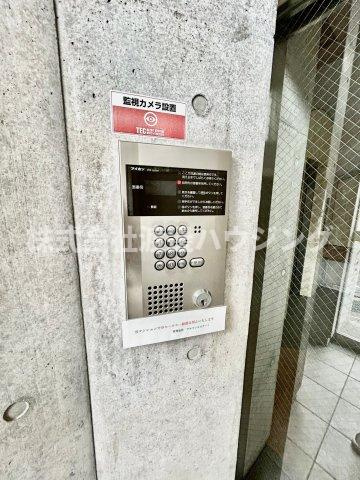 コリーヌ江坂のセキュリティ|オートロックで安心