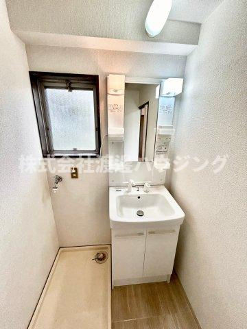 藤白台住宅D33の洗面所