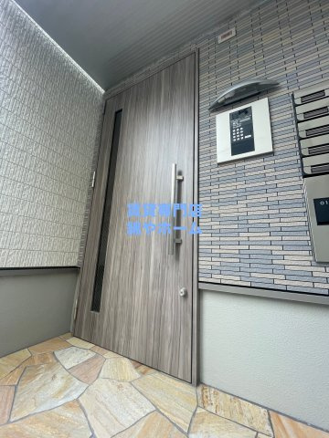 フジパレス エン Ⅱ号館のエントランス|ゆとりのあるエントランスです