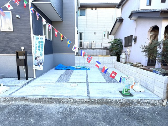 三郷市戸ケ崎３丁目新築戸建（戸ヶ崎21期）の駐車場|駐車スペース・並列2台駐車可