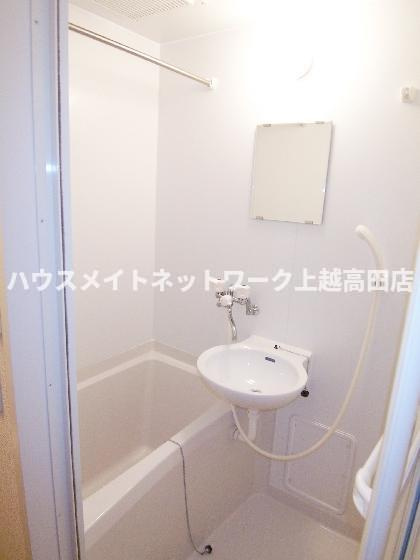 レオパレス春日山の浴室|浴室