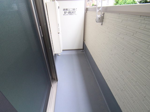 フジパレス住吉山之内Ⅱ番館のバルコニー|バルコニーからの眺めを楽しみながら食事をしませんか